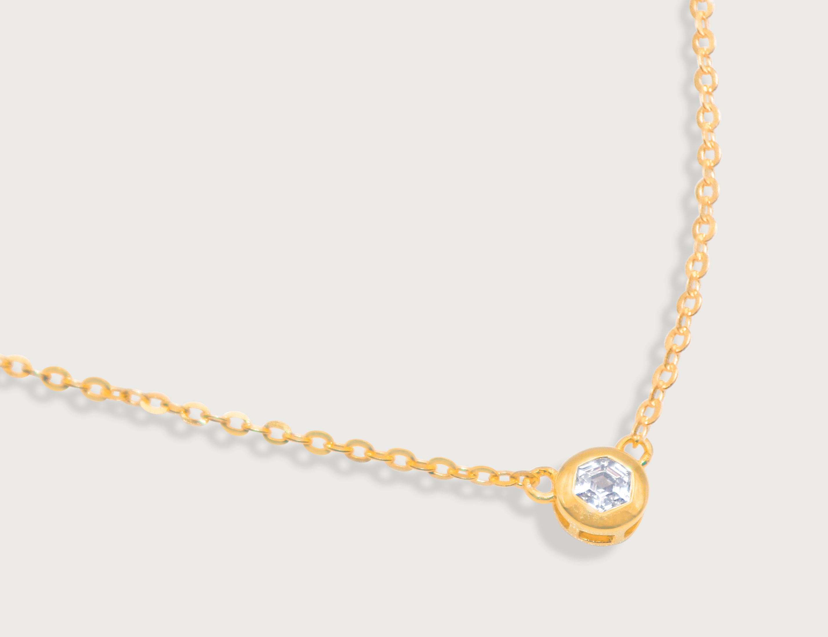 Single diamond necklace - Orzura