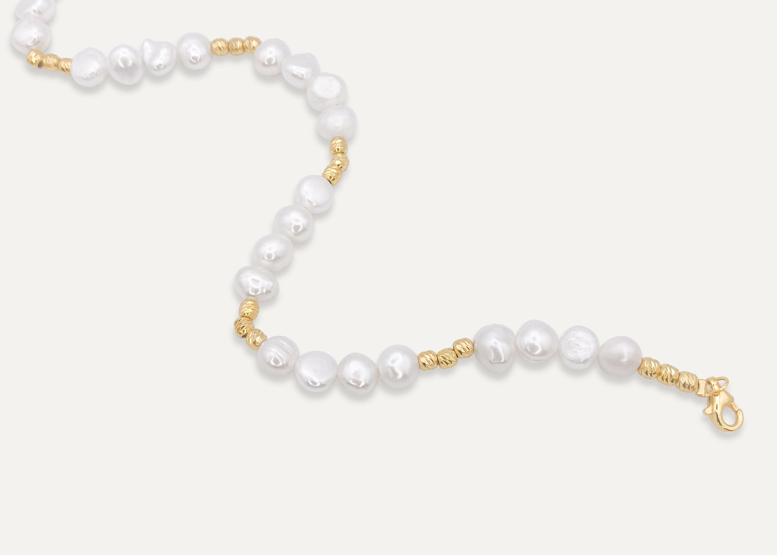 Gold Pearl Necklace 