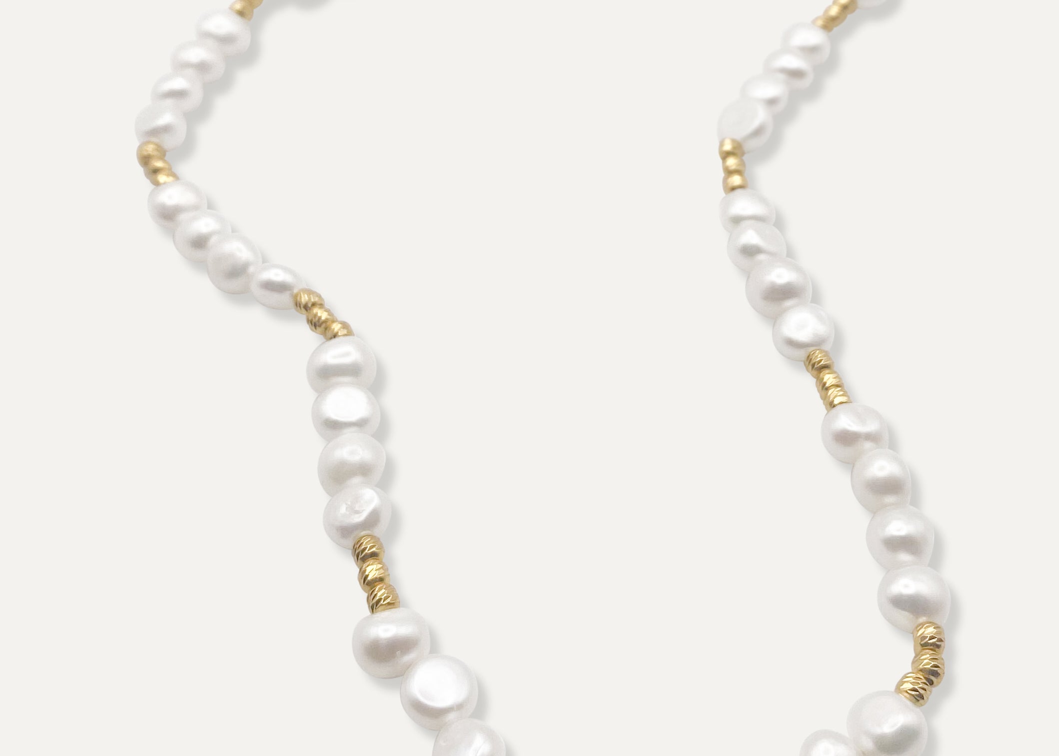 Gold Pearl Necklace 