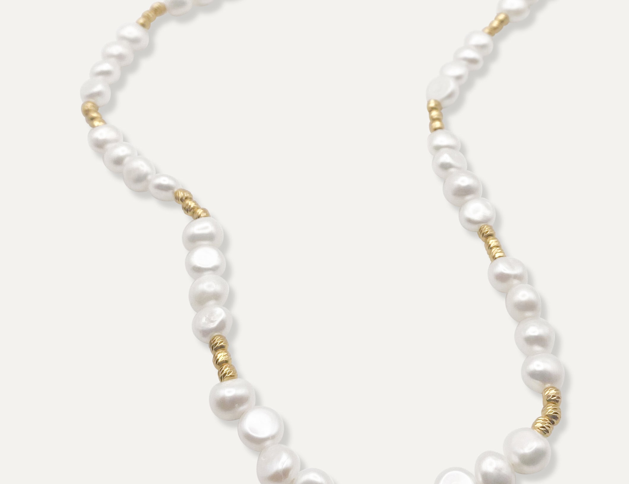 Gold Pearl Necklace 